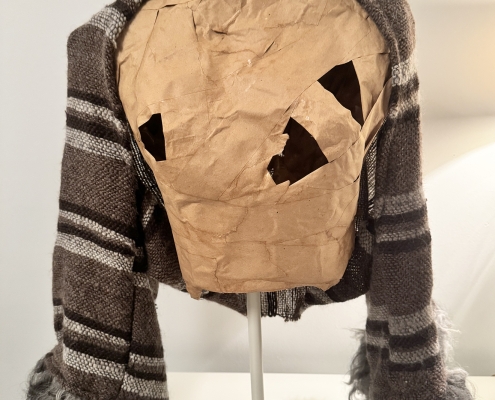 icelandic shrug front